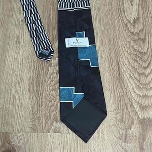 Vintage Valentino Classic Italian Woven Silk Blue Formal Tie One Size